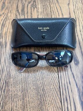 Kate Spade Penelope Sunglasses Black EUC Y30Y2